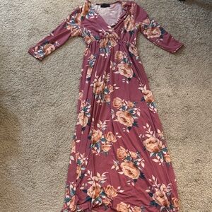 Chic Floral Mauve Maxi Dress